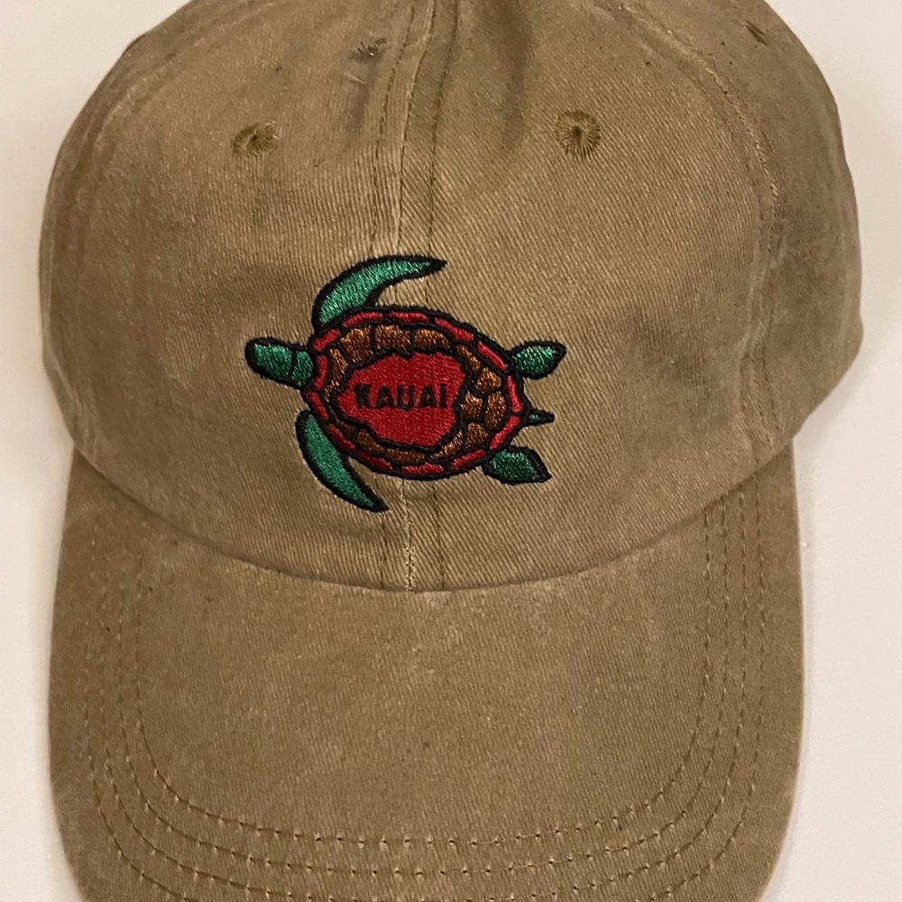 🟢NWT Kauai Sea Turtle Embroidered Dad Hat | Khaki Adjustable Hawaii Cap